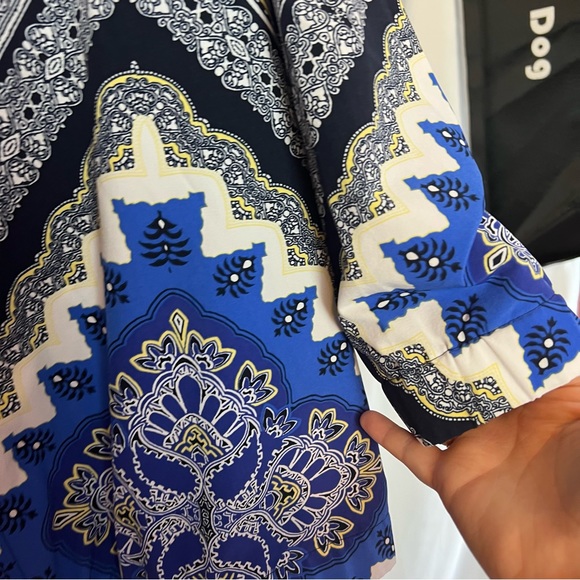 Zenergy by Chico's Scarf Print Zip Front Jacket, size 3 (XL/16) - Picture 5 of 8